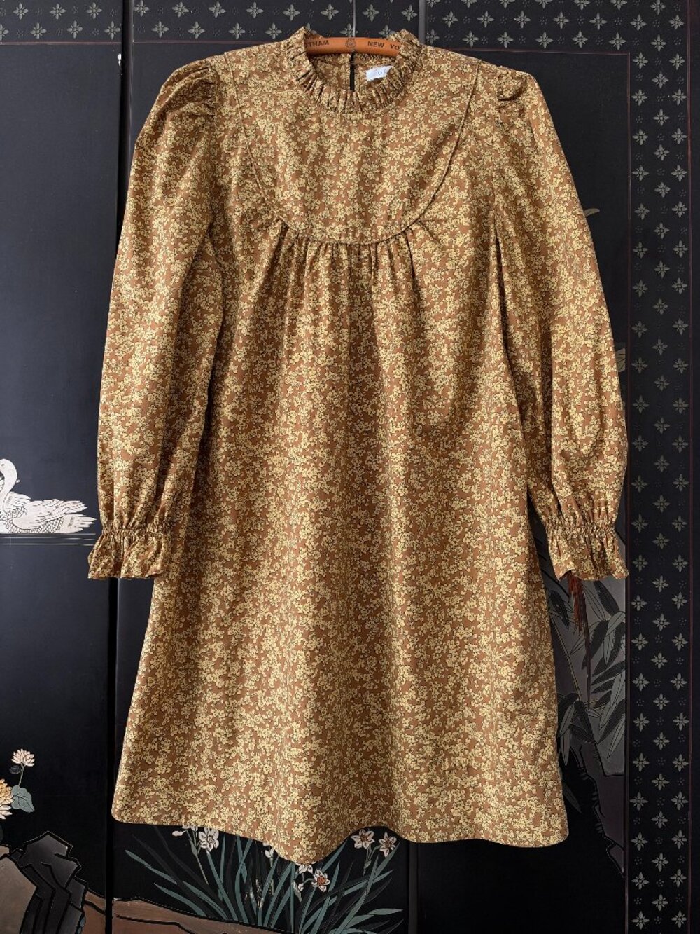 Doen Marabella Mini Dress in Gold Winter Floral - Size M